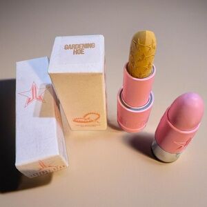 Jeffree Star Velour Lipstick - Gardening *** See Box Sold Out Shade New in Box